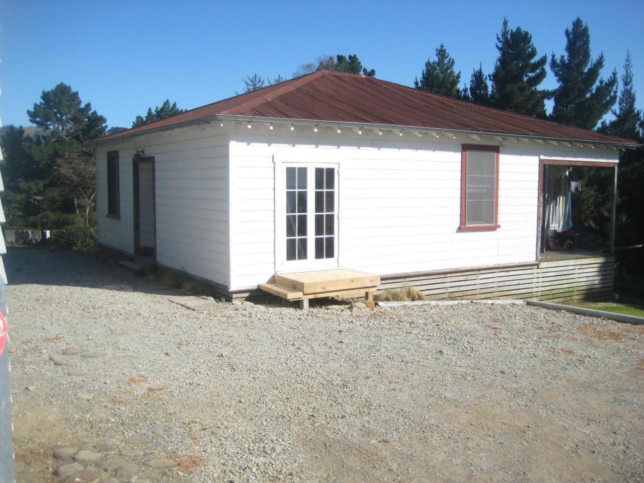 Te Puia Waipiro Bay Paradise B&B 외부 사진