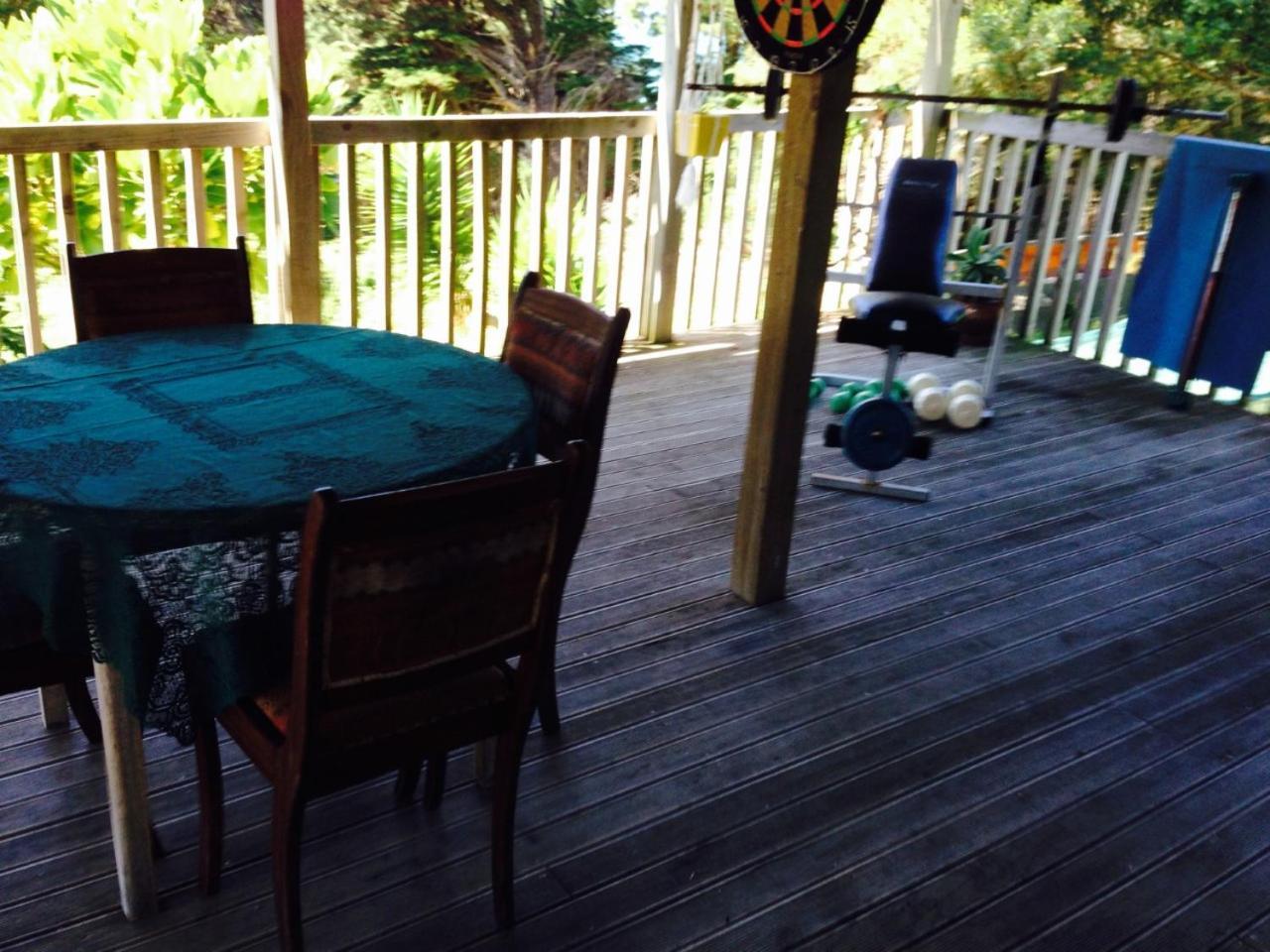 Te Puia Waipiro Bay Paradise B&B 외부 사진